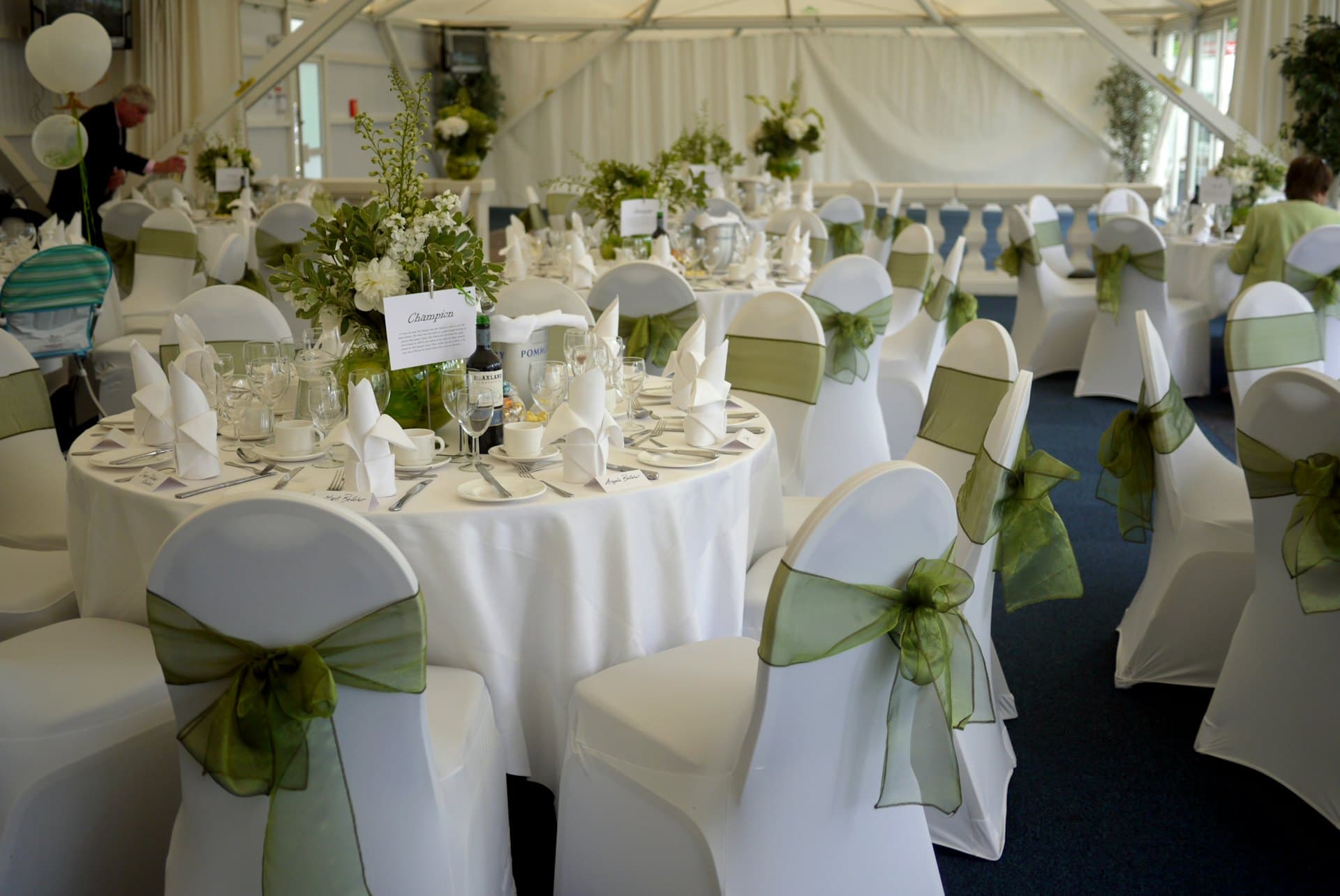 Banquet tables